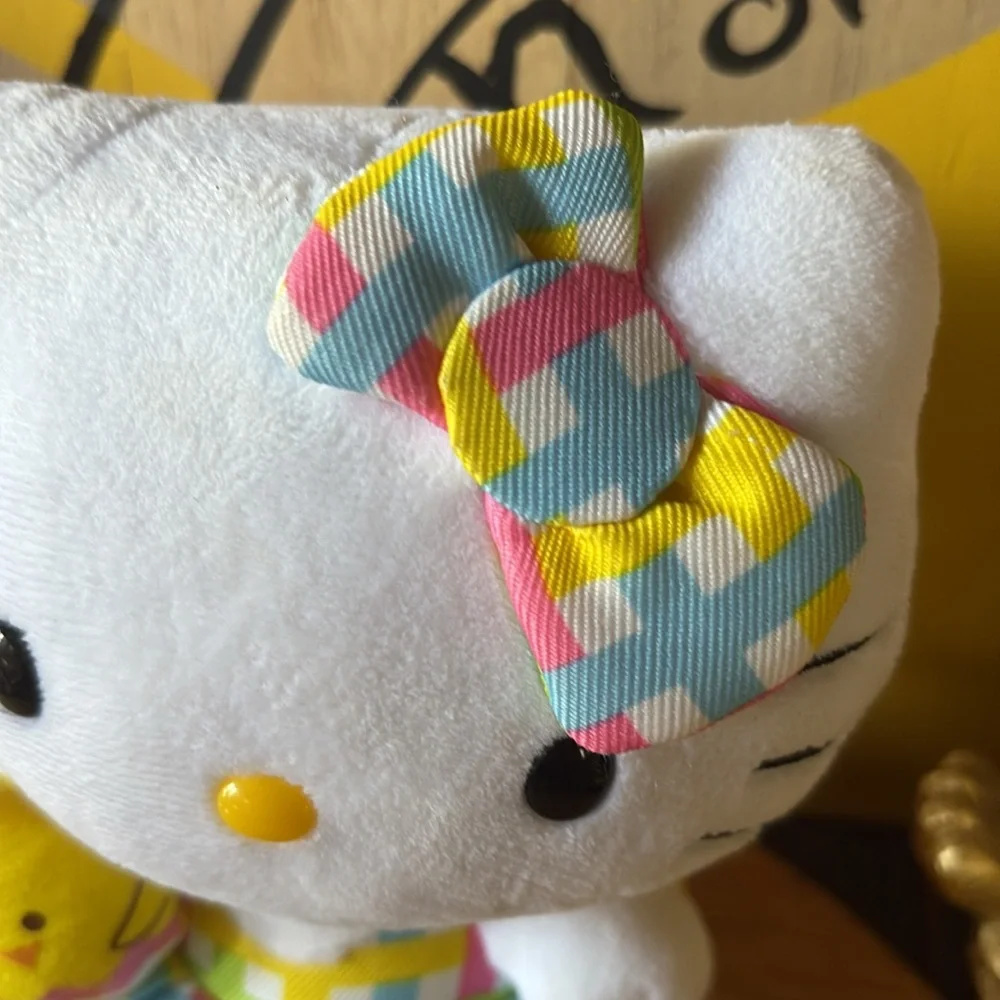 Ty Hello Kitty Sanrio Plush Holding Baby Chick 🐤 - Picture 7 of 14
